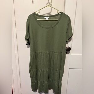 Time and Tru Forest Green Short Sleeve Dress